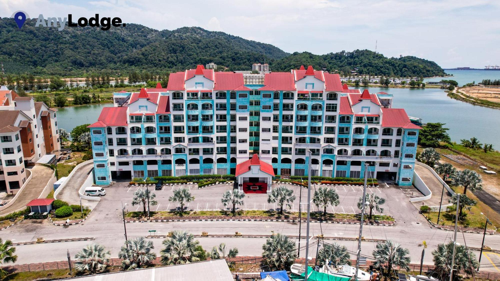 Anylodge Waterfront Marina Island Pangkor Lumut Buitenkant foto